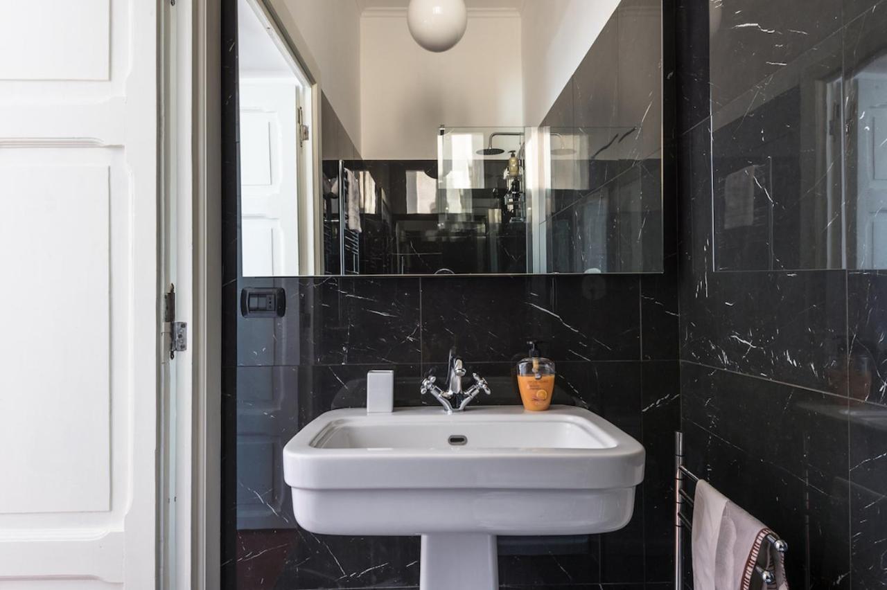 Trastevere Glorioso Wood 2 Bedrooms * Rom